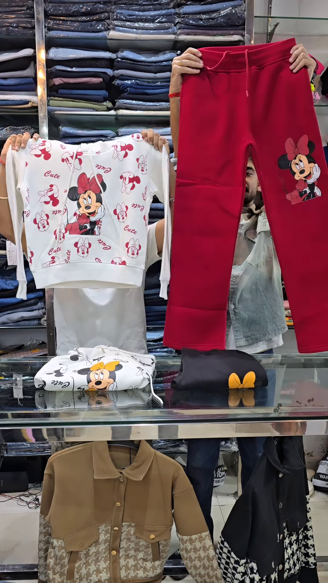 Cozy Cartoon Hoodie & Jogger Set β Cute, Comfy, and Ready for Winter βοΈπ§Έ