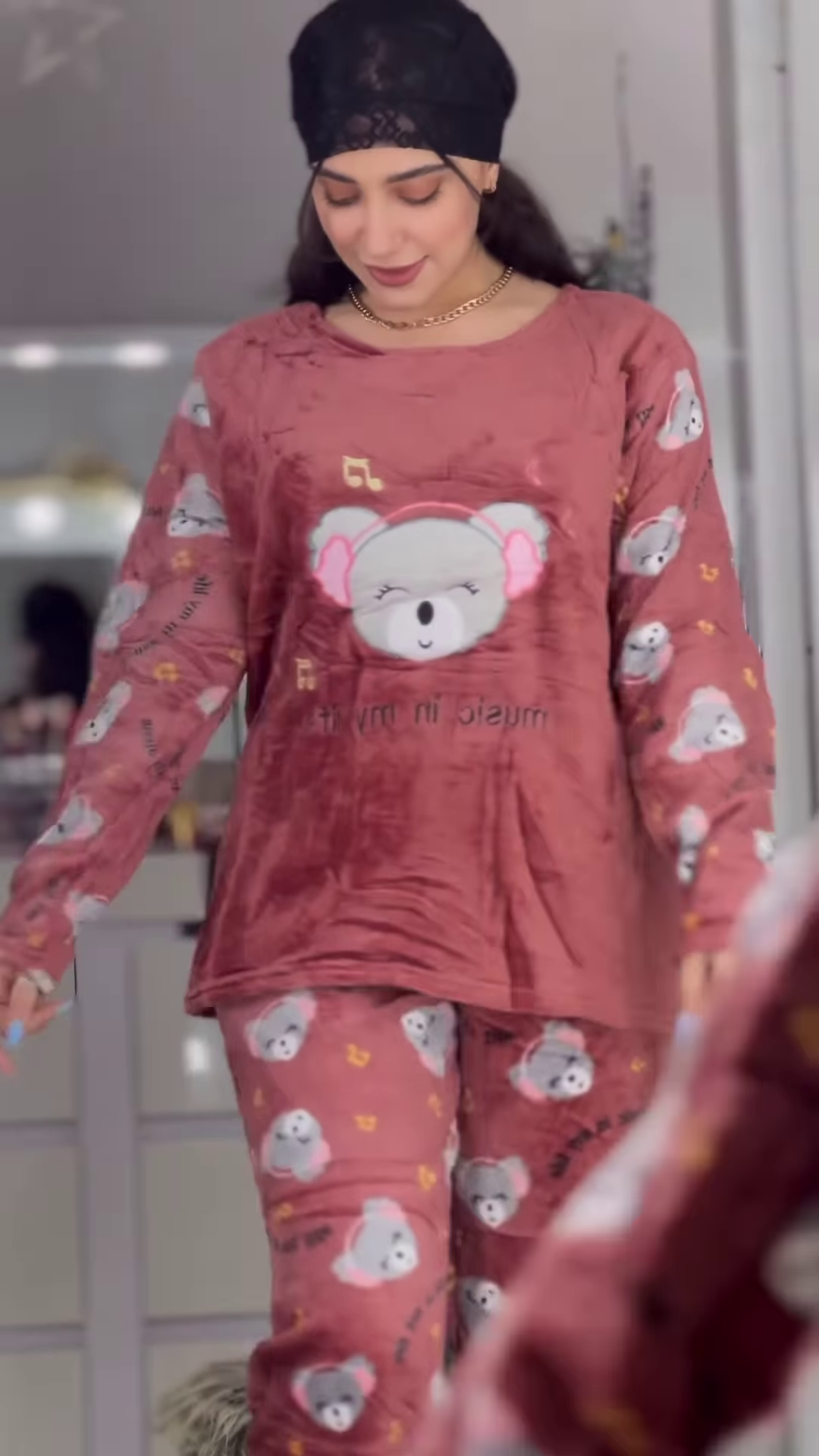 Plush Fleece Winter Pyjama Set – Ultra‑Soft, Cute Prints, All‑Night Coziness 💤� - Image 2