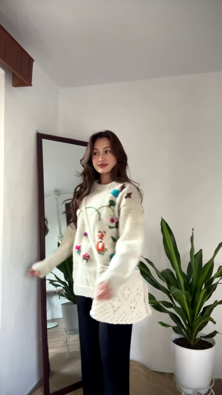 Whimsical Nature-Embroidered Knit Sweater ๐๐ฆ๐ผ โ Beige Base with Colorful Storybook Detailing