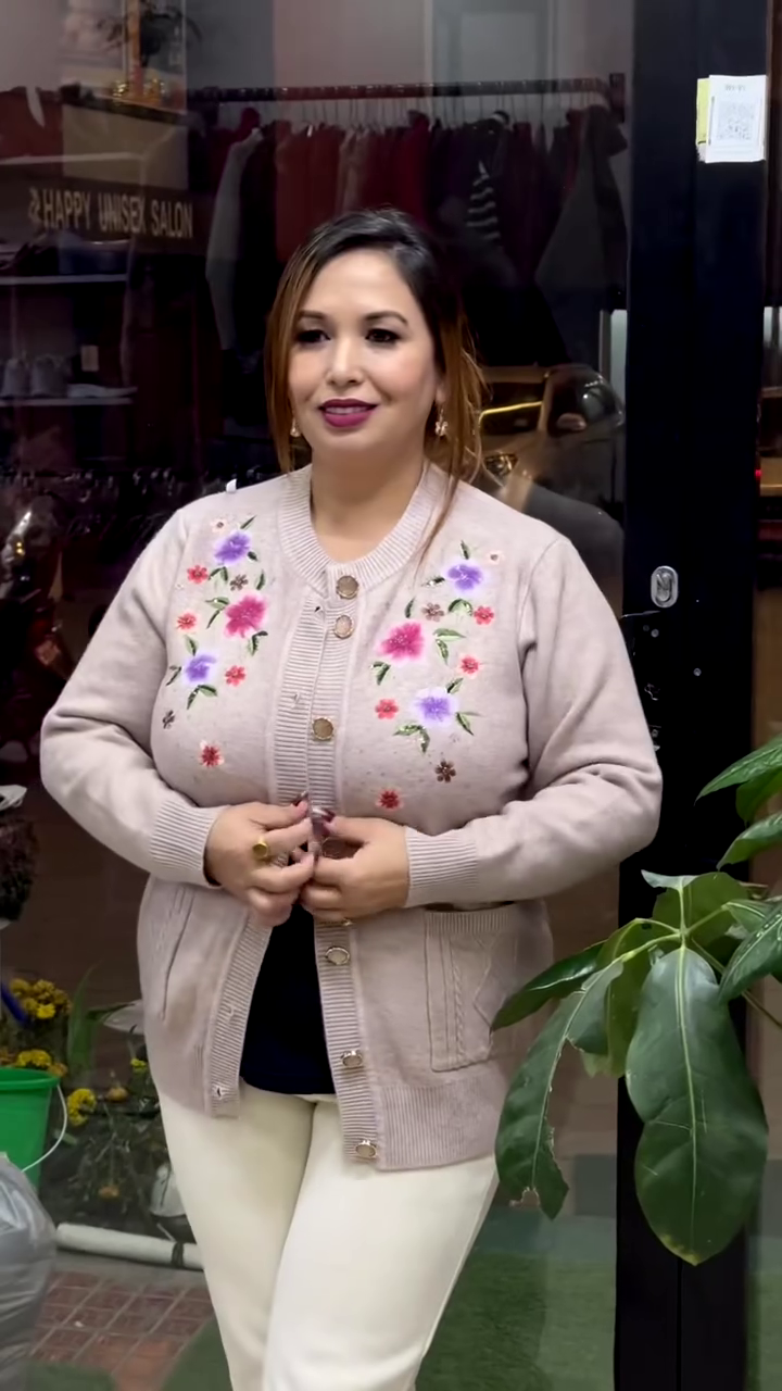 Floral Embroidered Button-Up Cardigans 🌸🧥 – Available in 10 Vibrant Colors with Pocket & Textured Detailing - Image 7