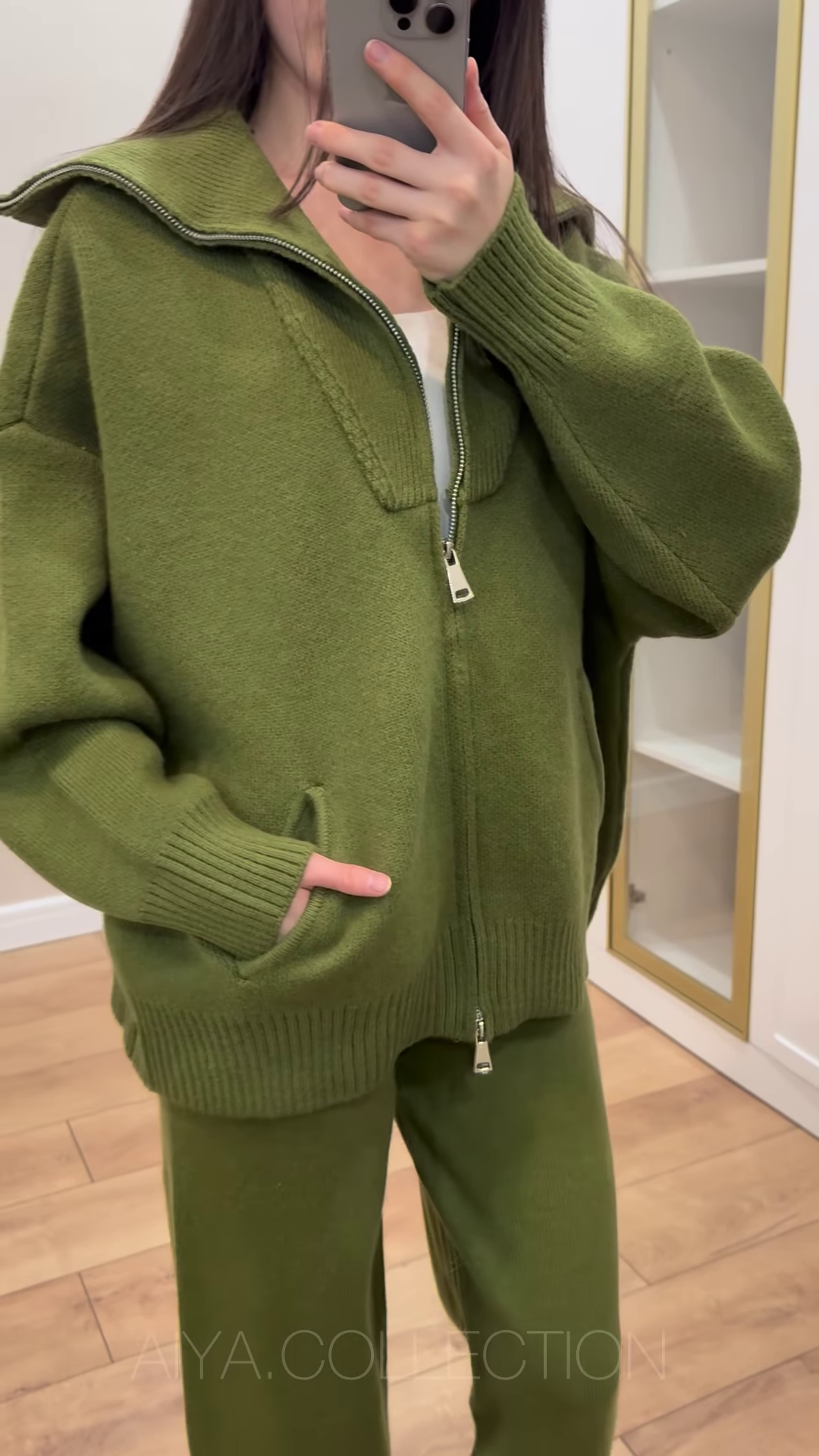 Olive Cloud Co‑Ord Zip Knit Set 🌿❄️ - Image 3